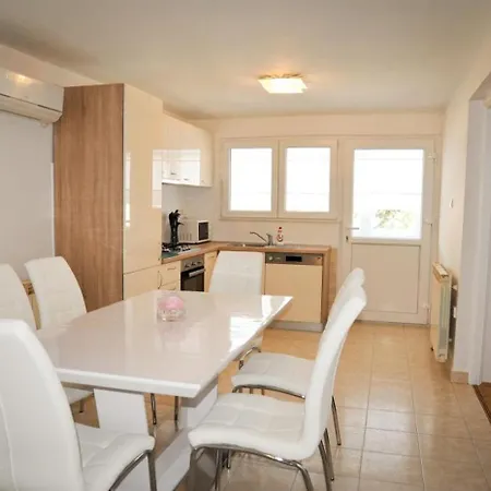 In With Sea View, Terrace, Air Conditioning Wifi 3719-1 *